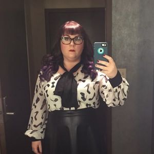 Meet your Posher, Emily